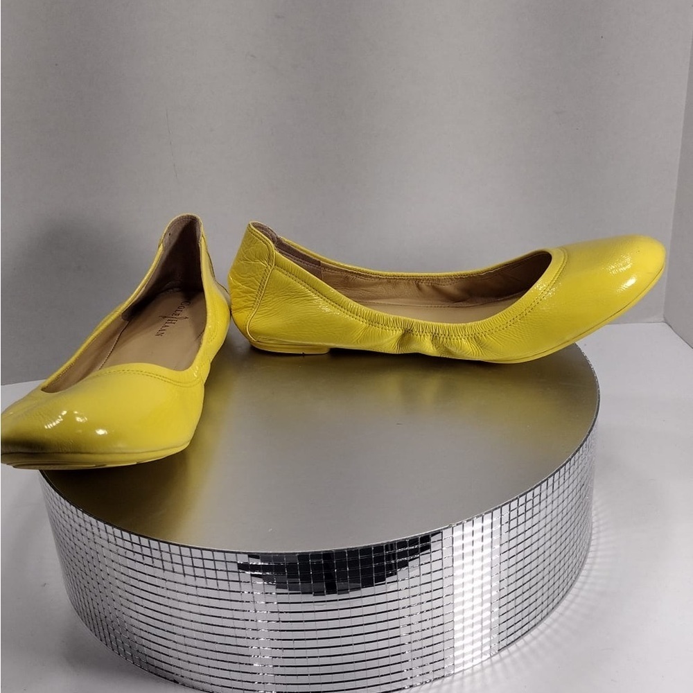 Cole haan Yellow Women's Flats size 8 pre owned Exellent condition - Picture 9 of 11
